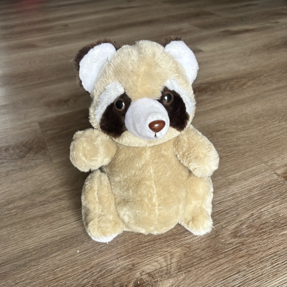 Vintage 1980 Daekor Potbellied Raccoon Stuffed Animal Plush Hudson Trading 10"